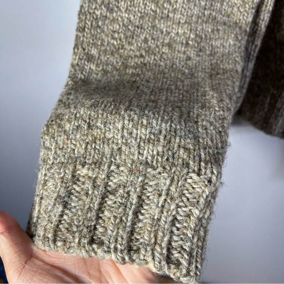 Vintage Abercrombie & Fitch Men Sweater Top Size M Color Tan - Picture 2 of 8